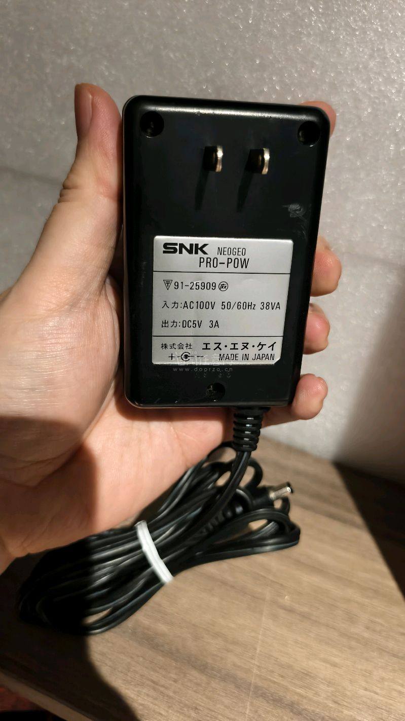 任意门海淘太香了！日淘刚需党闭眼冲～ 心仪的中古漫画和周边轻松挖到，翻译功能超实用，合单省运费超划算。物流快还稳，包装严实无破损，进度实时可查，客服响应也及时，新手也能无脑冲！