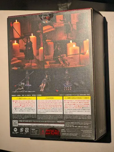 肥姑妈防火女，在挖煤姬上看到，算了下到手还挺不错的，于是直接果断拿下。包装是挖煤姬的纸箱加内部大泡膜，彩盒再包一层小气泡膜，东西安全到达