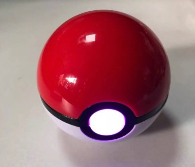 我从小喜欢宝可梦，立志成为一位宝可梦大师，这次在挖煤姬里购买了一颗宝可梦精灵球，感谢挖煤姬助力我成为宝可梦训练大师