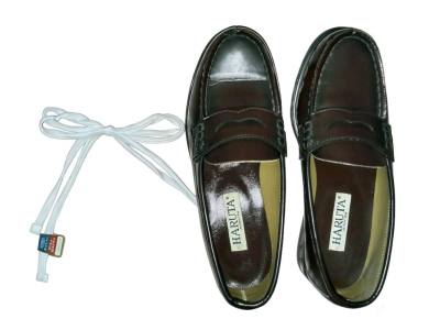 挖煤姬好物分享，这次买了一根领绳和一双haruta。
挖到日淘宝藏APP！挖煤姬让跨国购物变简单，从选品到收货全程无忧：智能翻译看懂所有商品细节，免费合单存件90天，专业打包裹满气泡膜，到手件件完好。