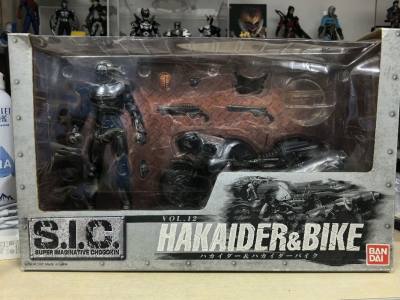 今天分享的是挖煤姬上买到的一些万代sic系列，其中包括sic电脑黑魔人车套和sic匠魂究极空我，东西很好！挖煤姬使用方便，快递打包给力，会继续支持！