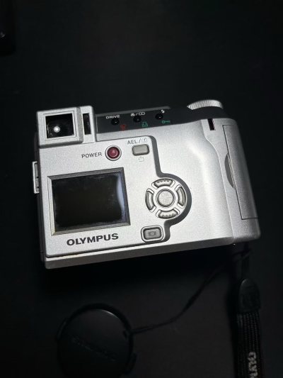 **超值海淘分享！??**  刚收到从 **日本乐天市场** 淘到的 **@cosme 大赏冠军 - 樱花限定沐浴露**！? *   **入手价：** 1500日元 (约75 RMB)，比国内代购便宜近一半！ *   **平台：** Rakuten Global (...