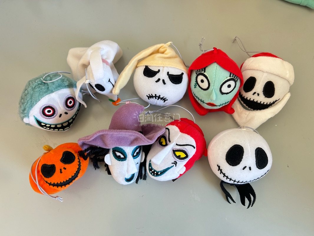 每个都好可爱啊 都很喜欢 用了竹蜻蜓 很快就收到了 海淘了很多次了 还是更喜欢用挖煤姬 用起来比较顺手 