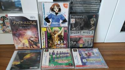 这单收到了极为稀有的dc版黄金国之门限量外套。虽然价格不便宜，但是贵在稀缺！还有号称dc最华丽的非官方游戏风暴战机全新未拆封的，国内某些js竟然开价3500，也是醉了！然后就是一直想要的三国志4pk版的土星版本。还有青涩宝贝限量款的cd！