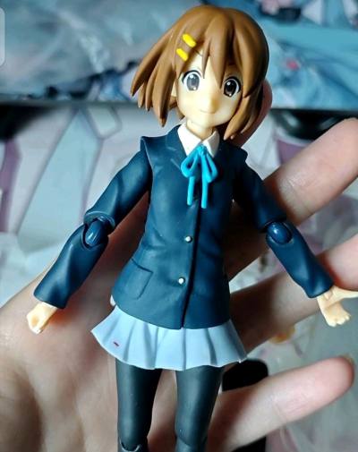 看我在挖煤姬淘到了什么好物，三个可动手办仍，中古做工精细又完美，选择拼团走海运二十几天就到了，服务很好，包装严实，漂洋过海顺利到手。