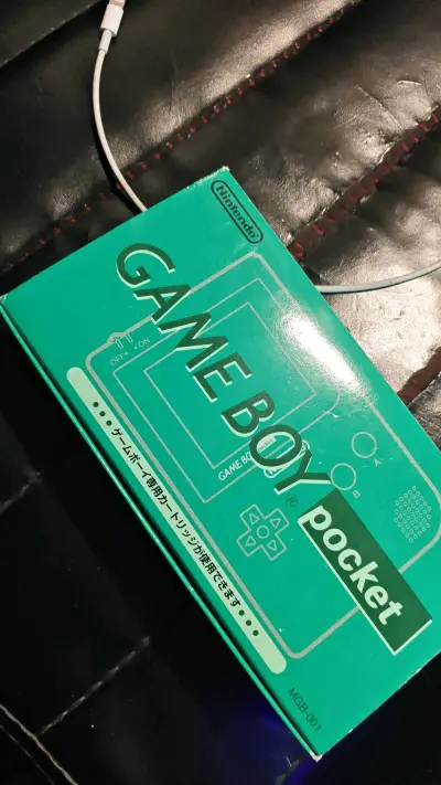 买了好几台掌机，体验感还不错，东西做了加固，发的海运二十多天就到了，缴税收货一条龙，成色还可以，东西是正品