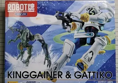 买了仨可动人形，海关还想税没想到老物件加起来都没过税点和运费差不多价格，便宜好玩的三人，王者盖纳的配件还能完美给gself使用一物两吃。凉宫出油严重，figma谨慎买老物吧。