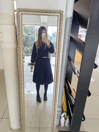 在观看了挖煤攻略后，果断选择从挖煤姬买回一双haruta，价格比国内便宜很多，只要100出头。国际邮费做做任务只需要50块，很值!
haruta实在太美了，可以配制服穿