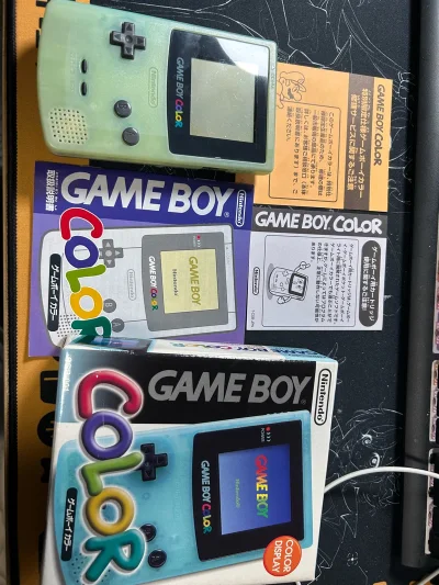 因为东西比较多，第一次尝试海运件，用时20天左右还是挺快的，比预想的快不少。这次海淘的东西是gameboy。
童年拥有之物，现在一点点找回来。