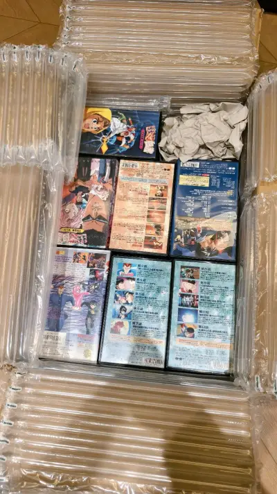 《幽游白书》录像带全套收录了动画剧集与剧场版内容，如灵界侦探篇、暗黑武术会篇等，展现幽助等主角的冒险故事。真香