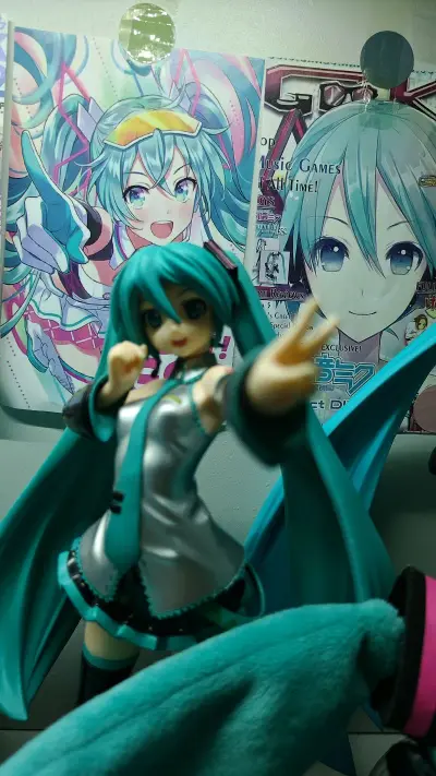 在挖煤姬购买很多次，总是能淘到非常不错东西，价格划算，运费便宜，这次淘到喜欢手办，选择竹蜻蜓专线运输，25天就到手，包装特别严实，服务不错。