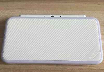 这次海淘箱说全的新大二原装无拆修，正面几乎没有划痕，背面对光有点划痕，功能一切正常，非常满意，喜欢海淘