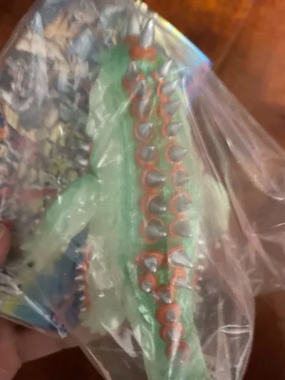 这次是maxtoy的仙人掌小怪兽 非常可爱 还是夜光的 非常值得入手 尤其是叠上券以后 价格已经比国内的代购还便宜了