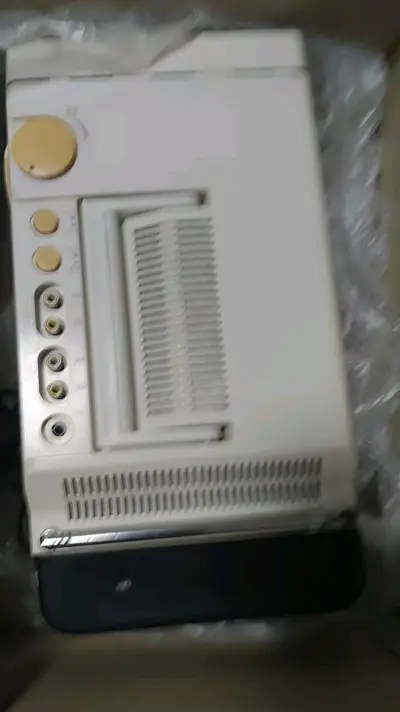 再次购昭和时期小彩电收音机，物流速度一星期左右，包装严实,没有损坏,电视机功能正常,,图像清晰，平台购物方便快捷,及时给力,还会再继续购买,会一如既往的支持挖煤姬平台购物!