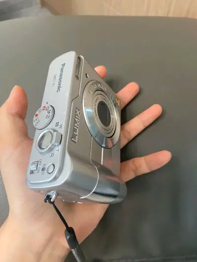 挖煤姬是非常好的海淘平台，在上面购物非常方便，推荐大家购买使用。挖煤姬的客服很热情，现在有工单服务也很方便，打包很迅速，发货也很快