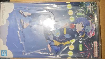 商品包裹严实不怕划伤，物流发送迅速很快就能收到，竹蜻蜓便宜性价比高，可以还价留言方便交流，总而言之是很愉快的购物体验。