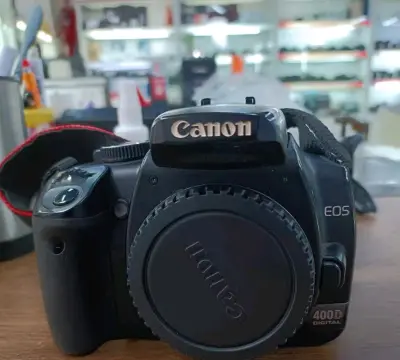 一直以来一直都很喜欢摄影，奈何本学生钱包空空，终于在攒了小钱钱之后在挖煤姬发现价格合适的相机！谁懂啊！虽然只是一款老款的单反！但是真的很喜欢！谢谢挖煤姬！