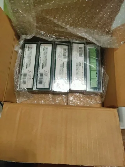 这一次主要是买了火车模型和cd，成功买到了在国内十分难得的cd，感谢平台的支持没有挖煤姬就没办法这么方便的购物了