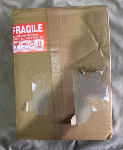 竹蜻蜓优惠的活动，方便了重量轻得物品发送，时效2周左右，免除海淘清关的烦恼，国内派送也非常给力，这次淘到得是预约限定首发游戏，日版全新国内不常见，也蹲了很久，感谢平台方便的搜索功能，比其他人快，也有幸第一时间入手，加固服务一直的好，很好地保护了物品，后续继续支持。