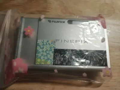 是第一次使用挖煤姬，新人优惠券很多～而且经常有免代切手续费的优惠券～存储时间也很长～合单的时候很快，合单之后重量会变低，不会出现隔壁某软件那样运费跳档的情况，收到的时候包装超级好，一个很厚的箱子，很多气泡膜，体验超级好～爱了爱了