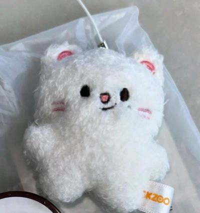 第一次切煤就用挖煤姬，被人安利很久啦。
对新手非常友好，页面简单干净，分类细致，关键词搜索也很到位！买到了喜欢的包包！
走的竹蜻蜓也很快，几天就到了而且包装的非常厚实！超级开心！
挖煤姬是一个非常专业的海淘平台，从下单到收货体验非常好，物流速度很快，送的积分还能抵扣...