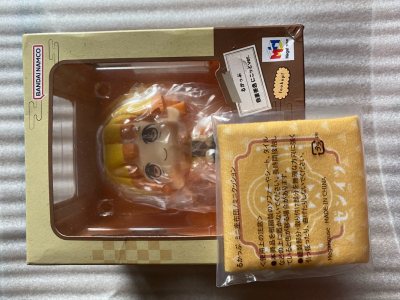 买到了非常可爱的手办，很好价，物流很快打包的也很好，用泡沫纸填充了做了防撞，纸箱很厚安全感满满！积分还可以抵扣运费很划算，特别友好的软件！