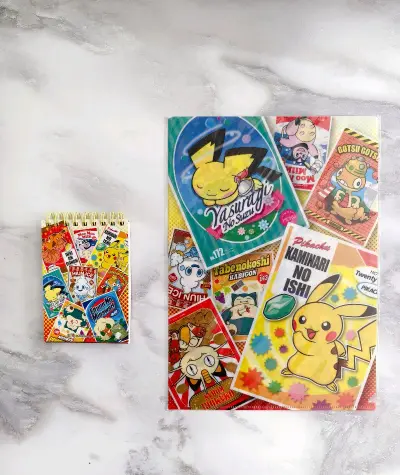 感谢挖煤姬让我顺利买到国内买不到的sepia graffiti系列的手机擦毛绒挂件，这个系列太小众了，论绝版中古的含金量，这次包裹里面文件夹等纸制品比较多，但挖煤姬打包得很结实，东西到手后一点没损坏，非常满意！