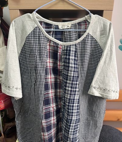 又是一次完美的挖煤姬海淘体验！每次收到在挖煤姬海淘的包裹就特别开心，等待的过程虽然很心痒，拆箱那一刻就无比快乐了，这次依旧是美丽的衣服几件啦。