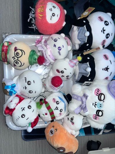 又是一箱chiikawa，吃了很多的好价，非常喜欢竹蜻蜓发货！运费非常的便宜，包装的也很好，宝宝们真的很萌！喜欢的宝宝一定要吃