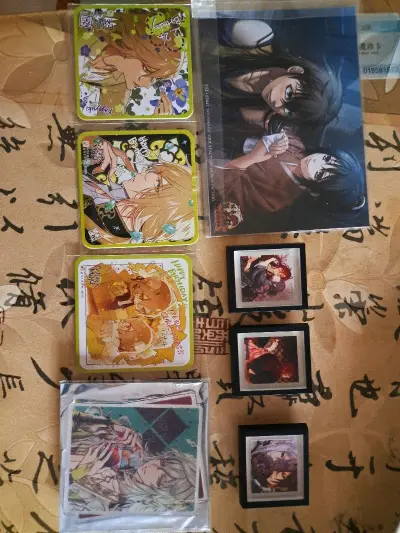 在软件上切了喜欢的谷子，购买比较顺畅，积攒了一堆后合单审核，过海关挺快的，到国内没几天就送来了，谷子安全到家！不得不夸奖一下包装，特别严实，拆了好久！谷子也没有问题，以后还会继续购物的，希望能多发点打折券！