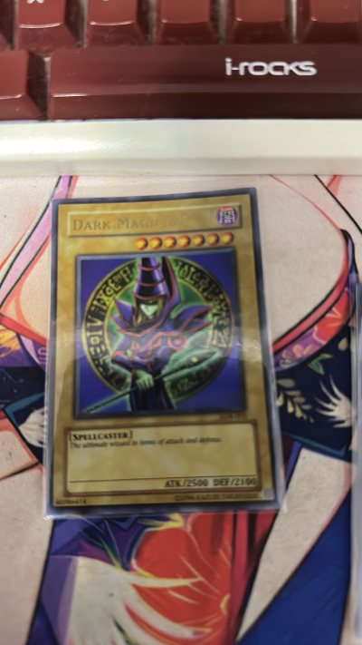 买到了心心念念的卡牌，而且竹蜻蜓plus还能报税，真的太赞了，还会再次购物，感谢挖煤姬平台的代购。～～