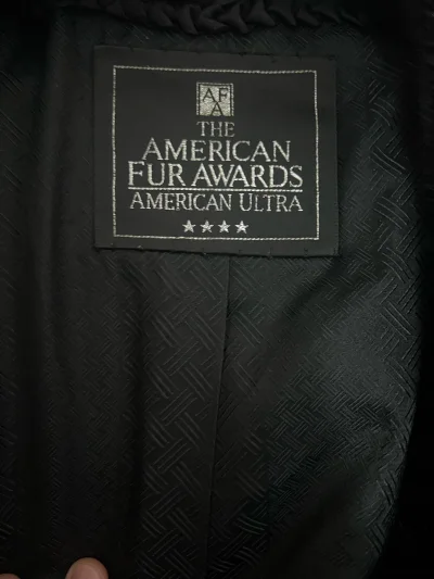 点赞挖煤姬，再一次的好评好评！包装严丝合缝，海运时间久就也不用担心包裹安全问题，每次都完好无损的拿到手，这箱也是很满意，平台品控掌握的还可以！继续支持挖煤姬！加油