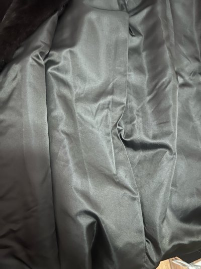 又到了又到了，还是一如既往的安全到家！包装完好，箱内都是塑料泡沫和牛皮纸包裹好的，再一次点赞包装很给力！这次买的也是很满意，继续支持挖煤姬，会一直支持下去的