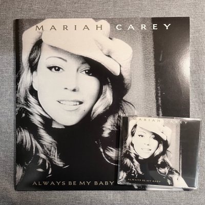 收到Mariah这两张黑胶真的狂喜！包装裹得巨严实，品相和卖家图没差——《Always Be My Baby》封面质感满分，《My All》的黑胶音质巨通透，牛姐的转音直接往耳朵里钻！买了加固包装服务，不得不说挖煤姬的这个服务还是很靠谱的，安全送达，并没有运输损伤，...