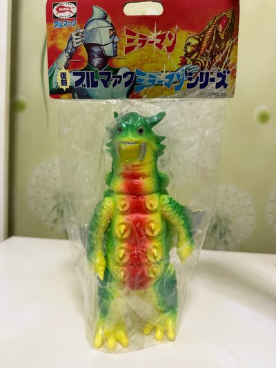 这款公牛社的卡麦雷贡是很久以前就一直想要的一款，但因为价格以及稀有程度很难入手，这次终于在这名卖家那里发现了这款，收到后果然很棒