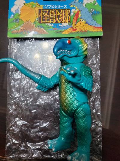 未開封品 円谷コミュニケーションズ 怪獣卿 半魚人 ボーズ星人 (グリーン) ウルトラマン ソフビ 円谷プロ
