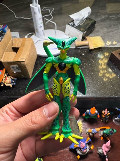 本人是一个很喜欢龙珠小东西的人，一直在为了自己童年的梦而追寻，一直一直买了不少，摆出来心里的那种感觉非常好，慢慢淘，慢慢享受