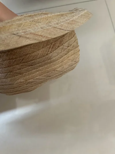 从图片中就可以看出来，这顶帽子不错。挖煤姬是一家专注于海淘的平台，上面有很多的商品可以供自行选择他家的售后服务以及物流速度都特别的有保障，客服回复消息也非常快，打包商品也非常的仔细