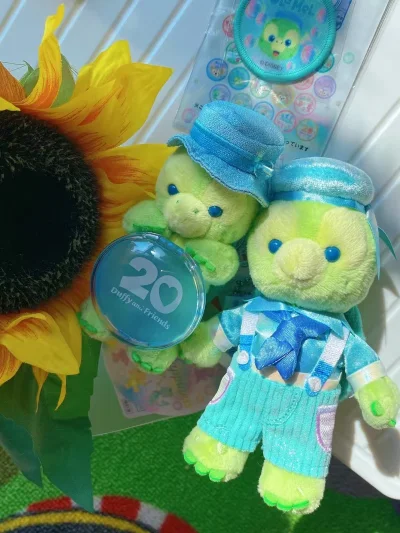 之前很喜欢这只，一直没有下手，直到这次碰到了喜欢的甜甜脸，然后卖家在链接里的图片和文字描述也非常的细致价格遇到合适的就下手啦，一如既往的好打包非常棒吊牌没有被弯折运输方式时竹蜻蜓速度也很快，还不用担心会被水非常愉快的一次购物体验挖煤姬/挖煤姬活动也是很多的，不错的优...