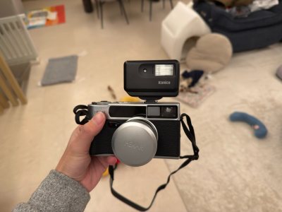 看了好久才买到心仪的东西，不过有些小问题，好在能解决，东西很好，物流很快，首选ems，包装一定要加固，一周就到了，快得很