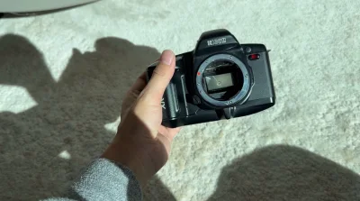 理光胶片机，宾得pk卡口，便宜，成色很好，卡卡好用，镜头成色特别好，也可以在宾得机身上用，邮政快递也很快，包装也很好，包装加固，一点儿问题都没有