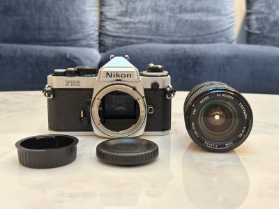 尼康fe2我觉得是尼康颜值最好看的胶片机了，非常好看，功能好，性能强大，很好用，适合新手，这个包装也很好，一点儿都没有摔坏，给力