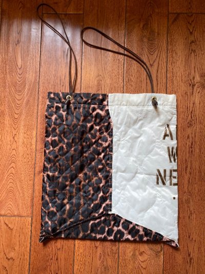 这个月的第二箱，己经在挖煤姬这个购物平台买了好多包了，都非常满意，与描述一致，购买方便，运输快捷！推荐！