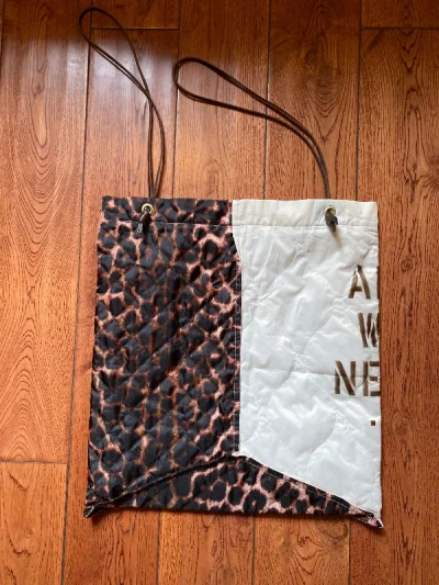 这个月的第二箱，己经在挖煤姬这个购物平台买了好多包了，都非常满意，与描述一致，购买方便，运输快捷！推荐！