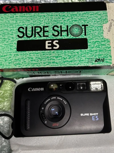 这次从挖煤姬app上淘到了许多胶片相机和ccd 最让我惊喜的就是佳能胶片相机和富士ccd这两台 成色非常好 而且使用功能也正常 