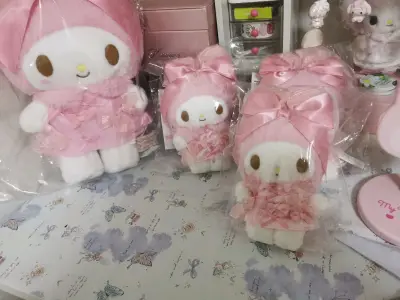 特别美的一套 公仔和娃娃都特别好看 很喜欢 支持挖煤姬 请多多使用吧 挖煤姬 非常多的可爱甜美宝贝 好看哦 
支持美乐蒂