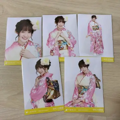 在挖煤姬上购买生写的体验非常愉快。都经过精心包装，确保在运输过程中不受损。ems用了积分抵扣运费，特别便宜，速度真的没得说，特别快，挖煤姬的包装一如既往打包的很严实。谷子都安全到手里了。