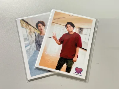 最近用挖煤姬在煤炉和雅虎日拍上买了很多纸片，都平安收到了，纸片不重，走竹蜻蜓物流经济实惠，大概两周左右就到国内了，好评！