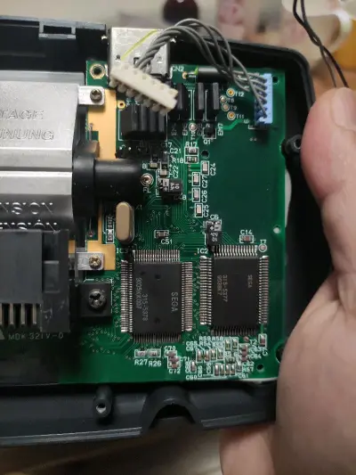 本次发了ems速度还是比较快的，机器比较符合描述，惊喜的是可以开机，后面更换下电容，看看是否可以修好，挖煤姬还是一如既往值得信赖