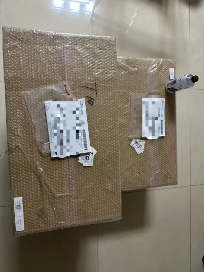 怀着尝试的心情第一次在该app上面购物，商品价格是比国内比较便宜的 还有优惠券 汇率的比例也不错 需要注意的是运费问题和关税 如图一所示大箱子运费390 小箱子大概280 但是大箱子11kg折算下来大概是30多块钱/1kg （因为我增加了外箱气泡保护和内箱气泡保护所...